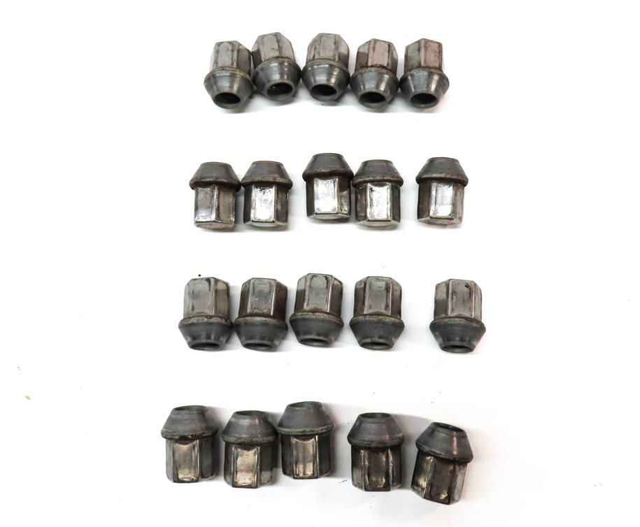 Thumbnail 4: 08-20 LAND ROVER LR2 DISCOVERY SPORT RANGE ROVER EVOQUE VALAR LUG NUT SET (20)