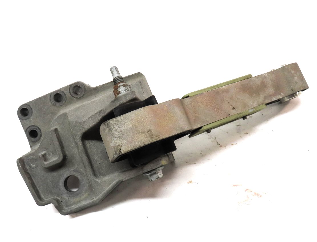 Thumbnail 3: 2013 RANGE ROVER EVOQUE (L538) 2.0L TURBO UPPER ENGINE MOTOR MOUNT BRACKET
