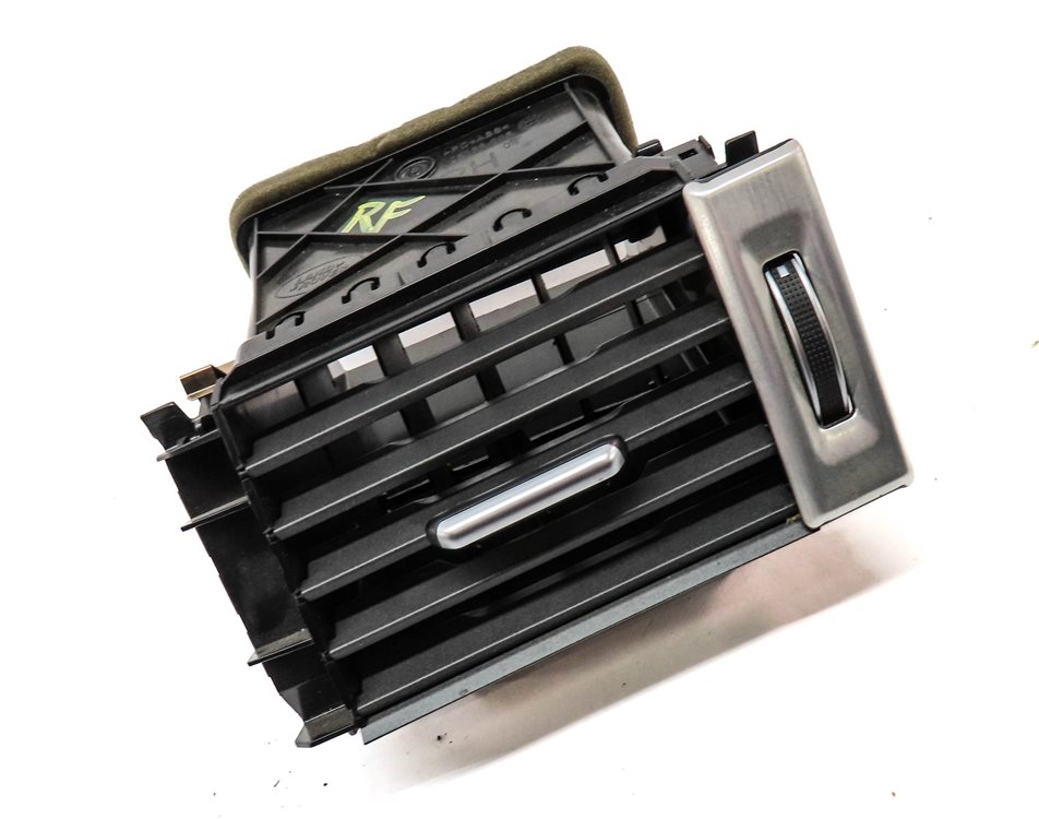 Thumbnail 3: 13 ROVER EVOQUE (L538) FRONT RIGHT PASSENGER OUTER DASH HEAT AIR AC VENT (Black)