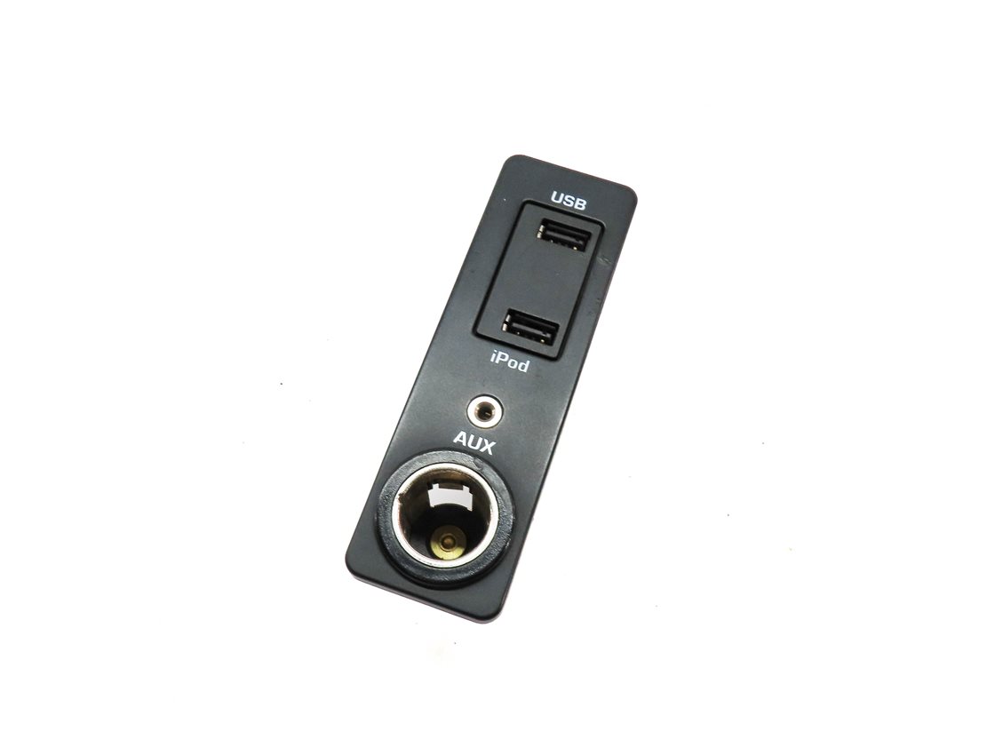 Thumbnail 1: 2013 RANGE ROVER EVOQUE (L538) RADIO STEREO USB iPOD AUX AUDIO INPUT JACK PANEL