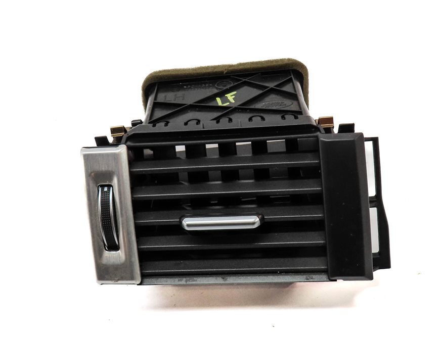Thumbnail 2: 13 RANGE ROVER EVOQUE L538 FRONT LEFT DRIVER OUTER DASH HEAT AIR AC VENT (Black)