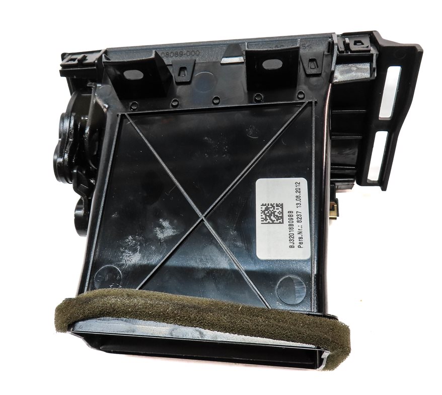 Thumbnail 5: 13 RANGE ROVER EVOQUE L538 FRONT LEFT DRIVER OUTER DASH HEAT AIR AC VENT (Black)