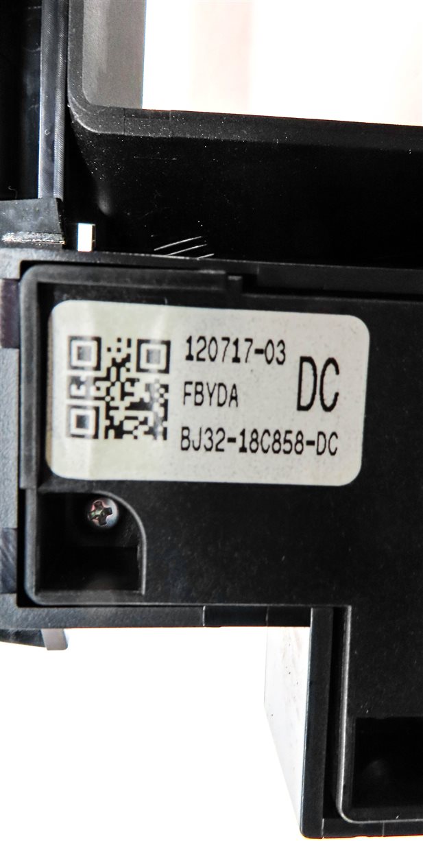 Thumbnail 6: 12-15 RANGE ROVER EVOQUE (L538) RADIO STEREO NAVIGATION SWITCH PANEL SCREEN TRIM