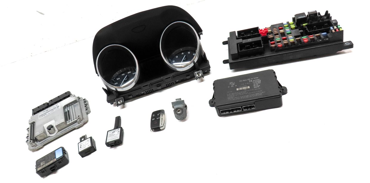 Thumbnail 22: 12-13 RANGE ROVER EVOQUE (L538) 2.0L TURBO ENGINE ECM IMMOBILIZER MODULE KEY SET