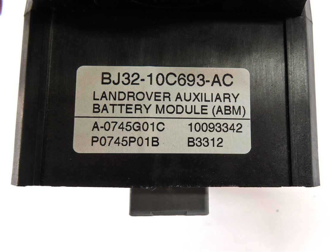 Thumbnail 6: 2013 RANGE ROVER EVOQUE (L538) 2.0L TURBO AUXILIARY BATTERY w/ MOUNT BRACKET