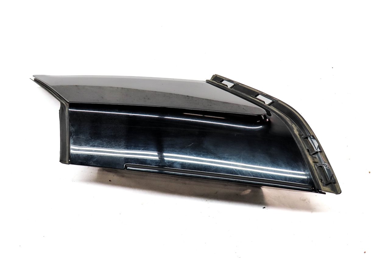 Thumbnail 5: 2013 RANGE ROVER EVOQUE (L538) REAR RIGHT PILLAR TRIM PANEL (GLOSS BLACK)