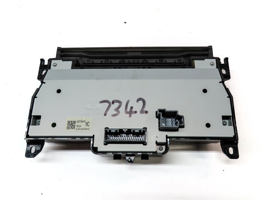 Thumbnail 6: 12-13 RANGE ROVER EVOQUE (L538) HEATER A/C TEMPERATURE CONTROL w/ HEATED SEAT