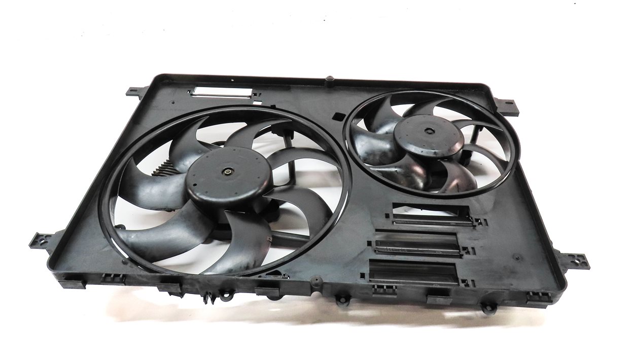 Thumbnail 4: 12-17 LR2 DISCOVERY SPORT RANGE ROVER EVOQUE (L538 L550) RADIATOR COOLING FAN