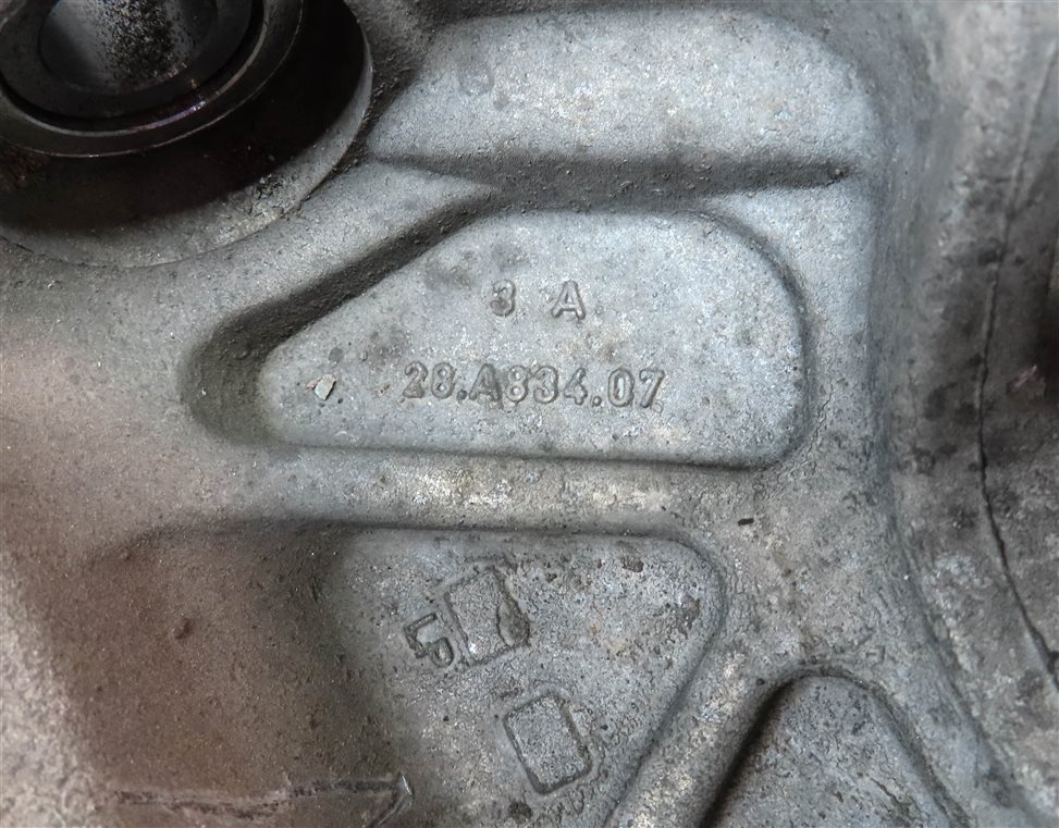 Thumbnail 5: 12-19 RANGE ROVER EVOQUE (L538) LEFT DRIVER REAR SPINDLE KNUCKLE w/ AXLE SHAFT