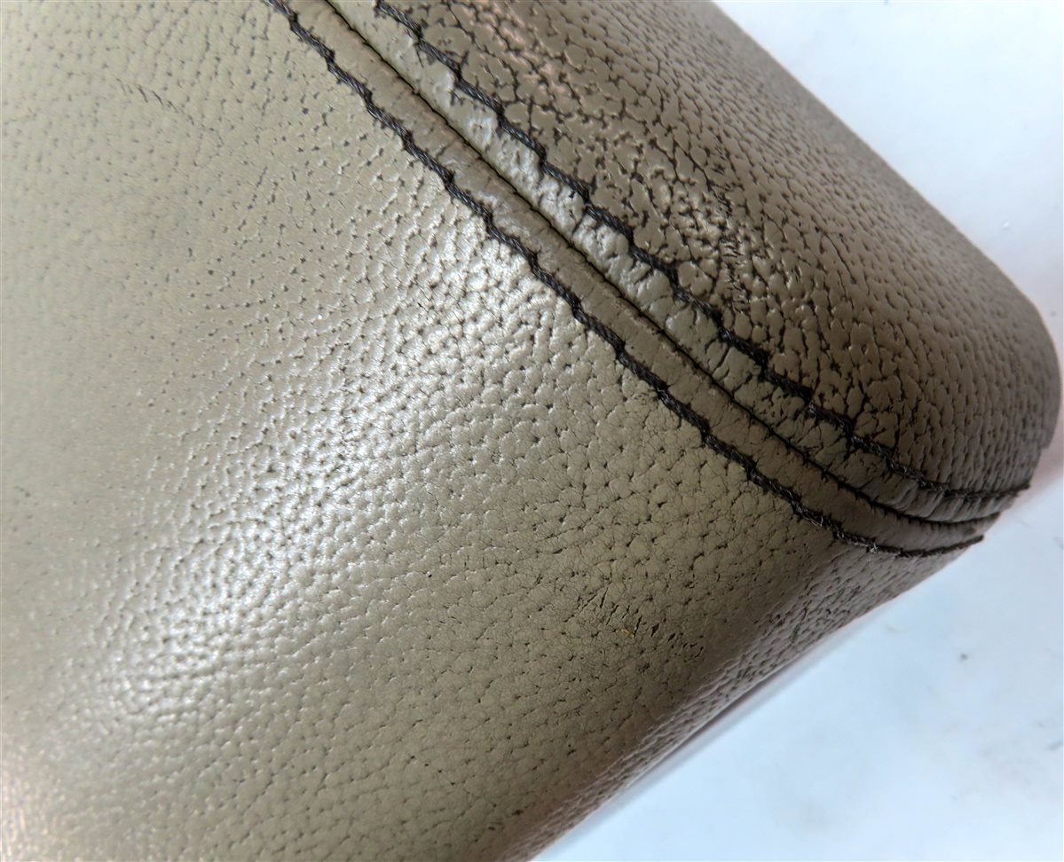 Thumbnail 9: 2012-2015 RANGE ROVER EVOQUE (L538) FRONT CENTER CONSOLE ARMREST LID (Almond)