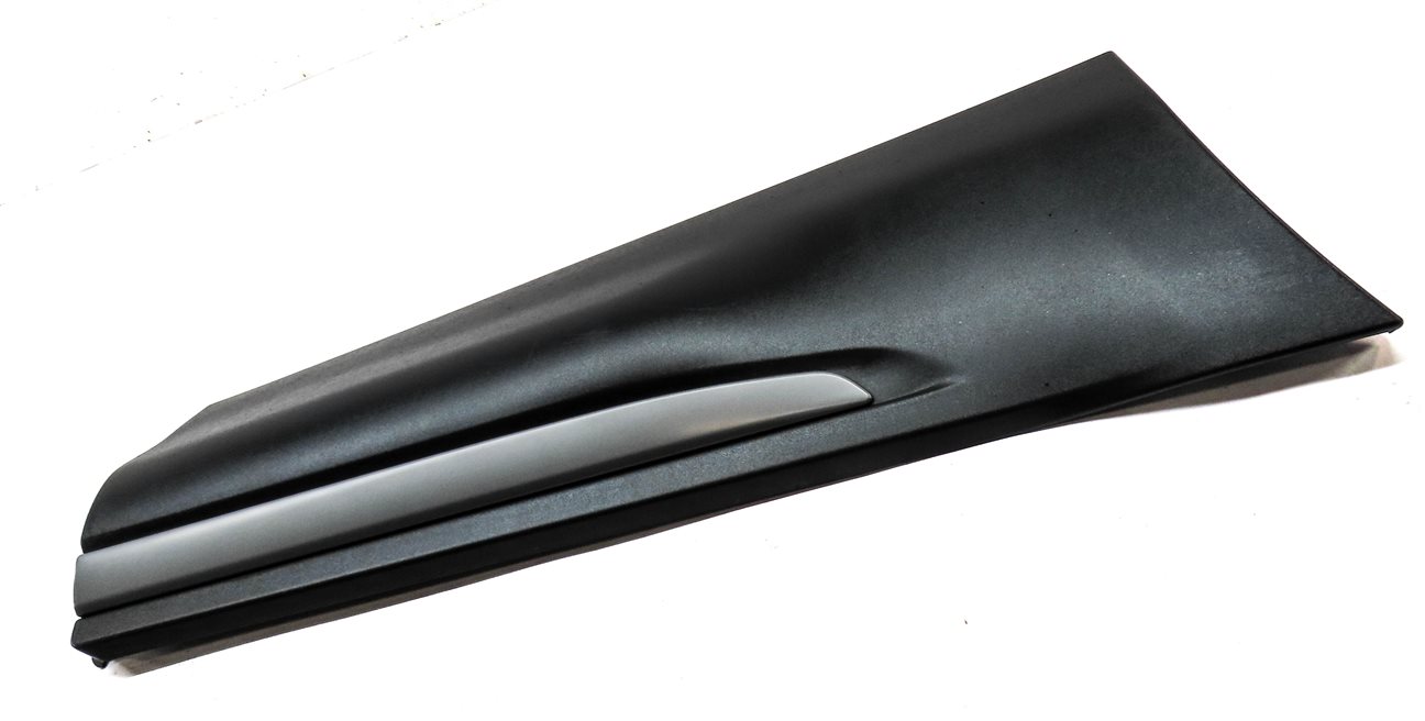 Thumbnail 3: 2013 RANGE ROVER EVOQUE (L538) REAR RIGHT LOWER DOOR MOULDING TRIM PANEL (Grey)