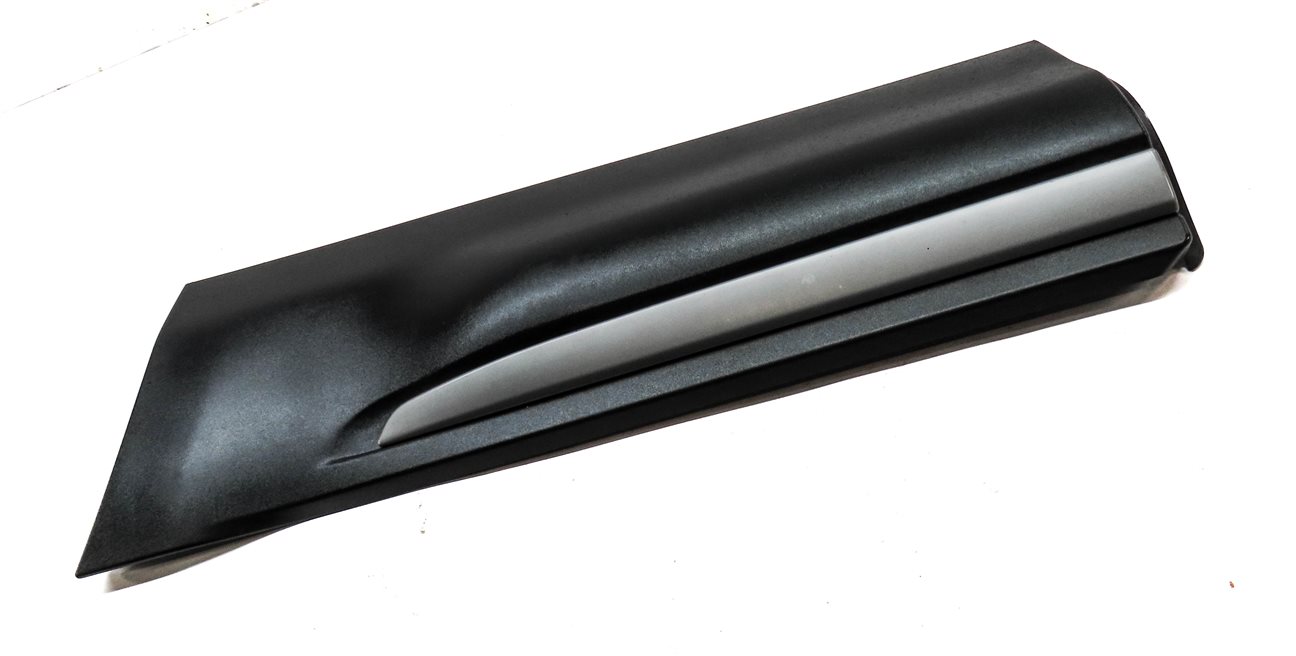 Thumbnail 3: 2013 RANGE ROVER EVOQUE (L538) REAR LEFT LOWER DOOR MOULDING TRIM PANEL (Grey)