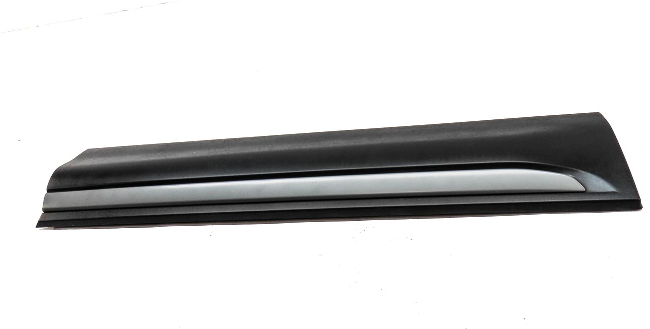 Thumbnail 2: 2013 ROVER EVOQUE (L538) FRONT LEFT DRIVER LOWER DOOR TRIM MOULDING (Grey)
