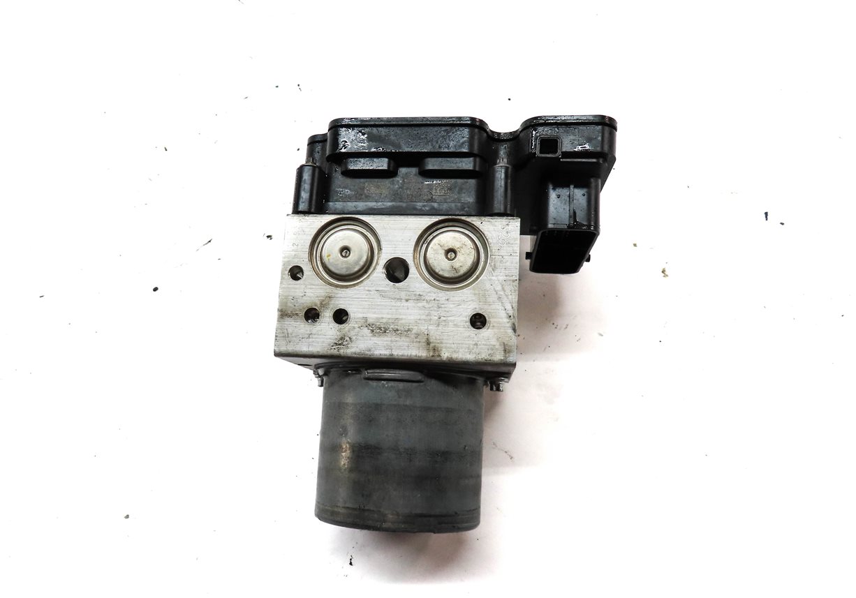 Thumbnail 4: 2012-2019 BMW 5 6 7 SERIES (F01 F02 F04 F06 F10 F12) ABS BRAKE PUMP w/ MODULE