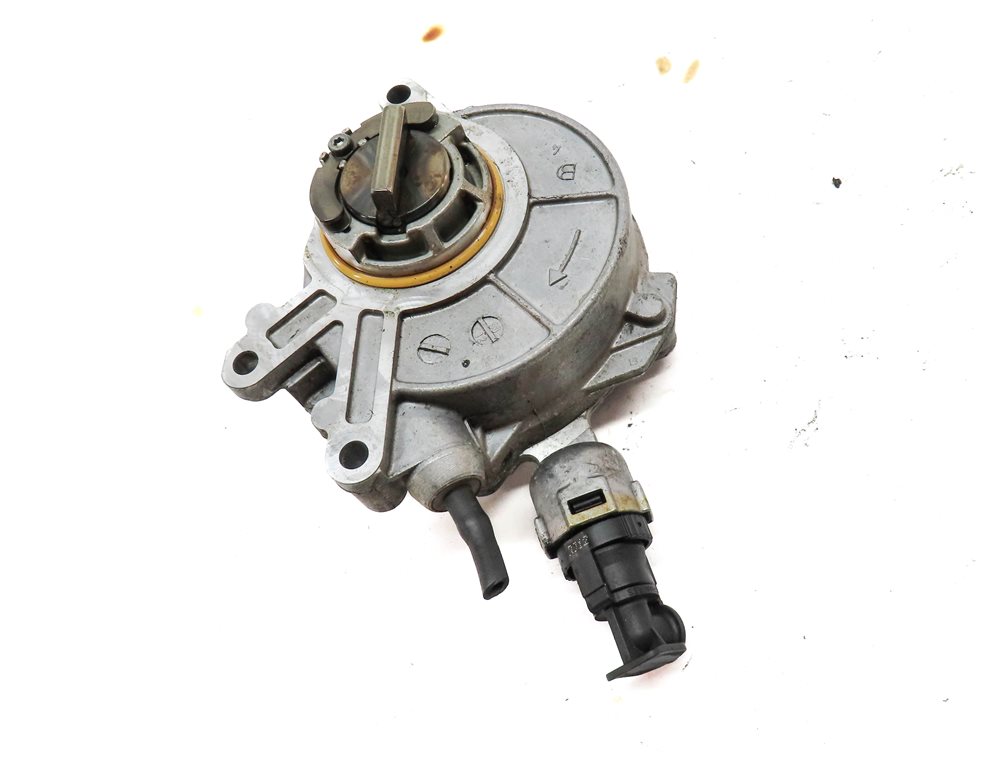 Thumbnail 3: 2010-2017 BMW 550i 650i 750i M5 M6 X5 X6 4.4L V8 TWIN TURBO BRAKE VACUUM PUMP