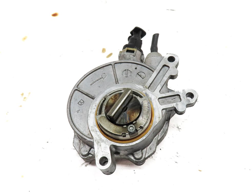 Thumbnail 4: 2010-2017 BMW 550i 650i 750i M5 M6 X5 X6 4.4L V8 TWIN TURBO BRAKE VACUUM PUMP