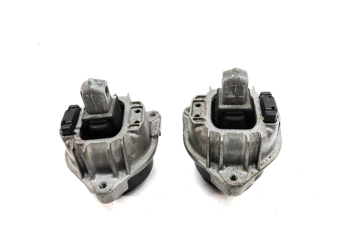 Thumbnail 2: 2013 BMW 750LI (F01) 4.4L (N63) ENGINE LEFT & RIGHT MOTOR MOUNT SET 2