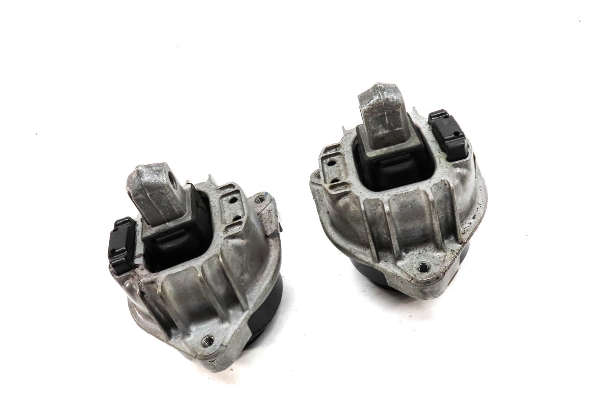 Thumbnail 3: 2013 BMW 750LI (F01) 4.4L (N63) ENGINE LEFT & RIGHT MOTOR MOUNT SET 2