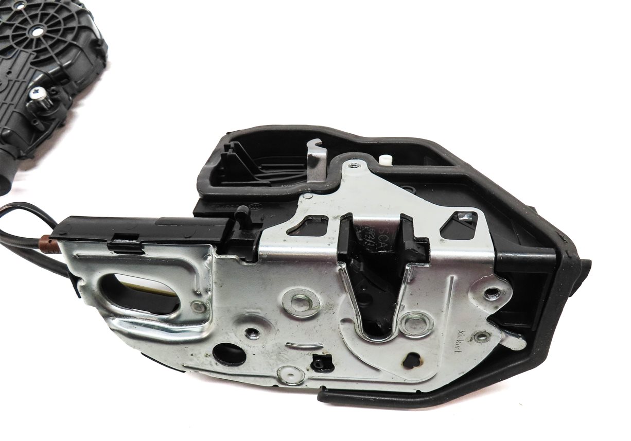 Thumbnail 7: 2011-2015 BMW 740i 750i 760i (F01) REAR RIGHT DOOR LOCK LATCH (SOFT CLOSE)