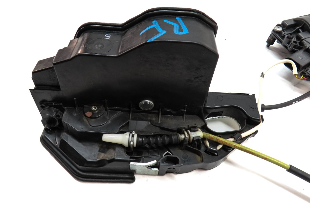 Thumbnail 8: 10-16 BMW 528i 535i 550i 750i 760i (F01 F10) FRONT RIGHT SOFT CLOSE DOOR LATCH