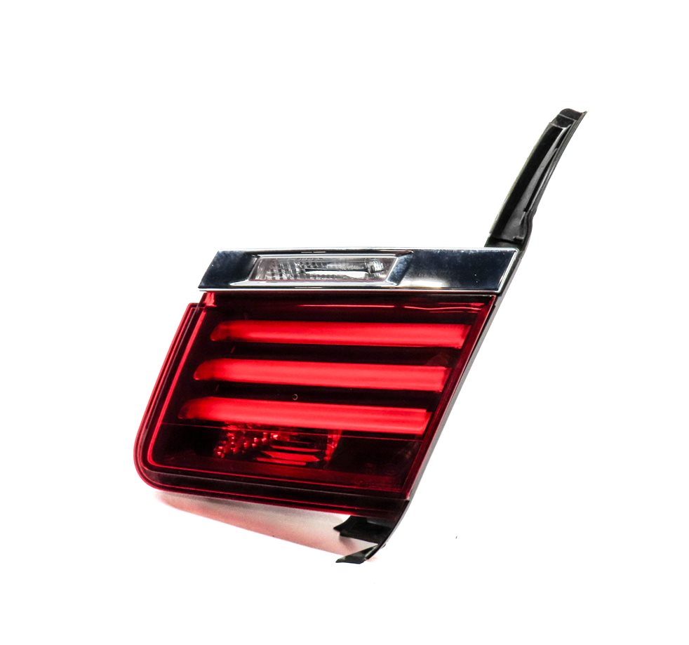 Thumbnail 1: 13-15 BMW 740i 750i 760i ACTIVEHYBRID-7 B7 (F01 F02 F04) RIGHT INNER TAILLIGHT