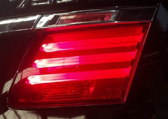 Thumbnail 2: 13-15 BMW 740i 750i 760i ACTIVEHYBRID-7 B7 (F01 F02 F04) RIGHT INNER TAILLIGHT