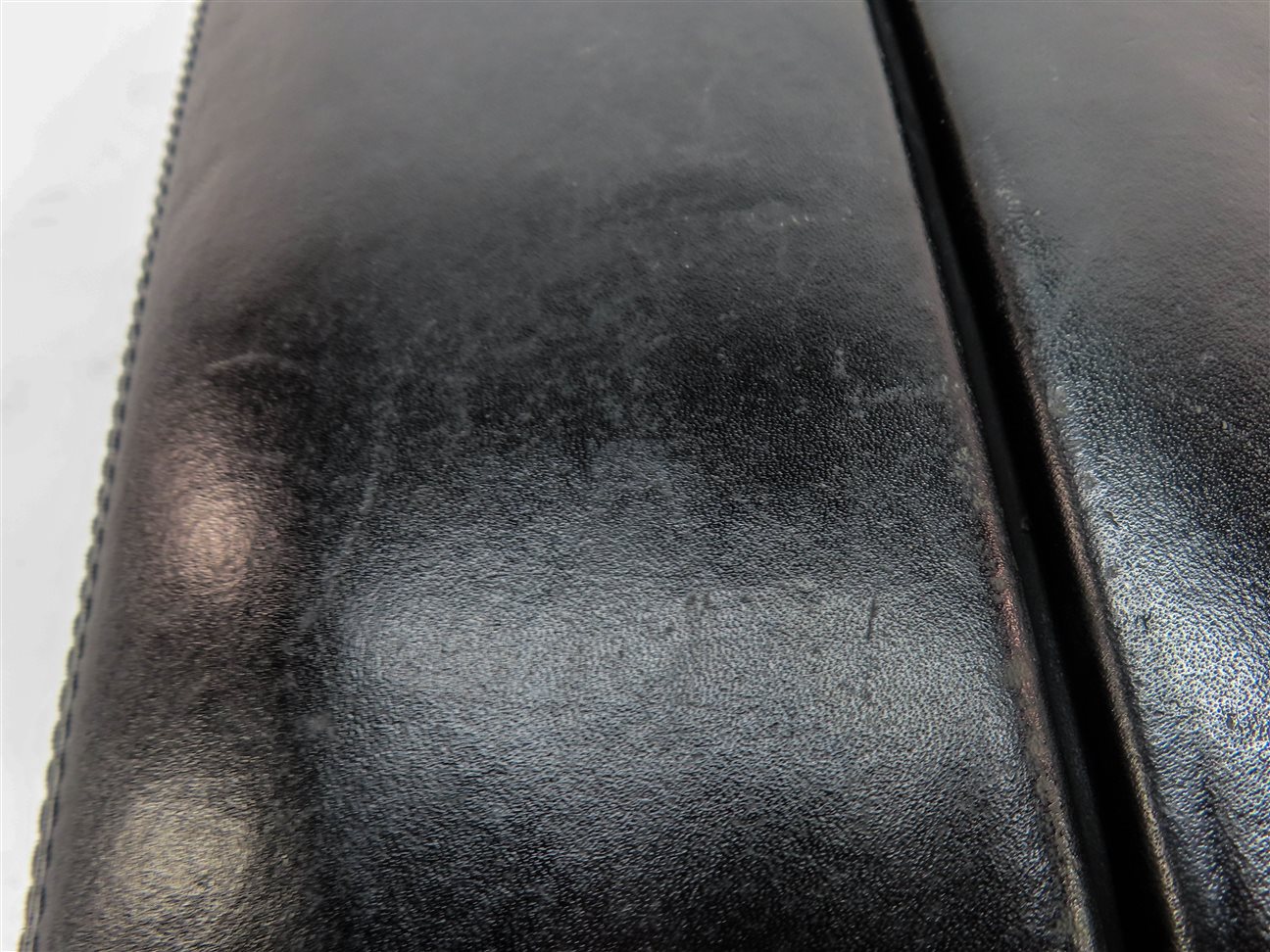 Thumbnail 9: 09-15 BMW 740i 750i 760i B7 (F01) CENTER CONSOLE ARM REST COMPARTMENT (Black)