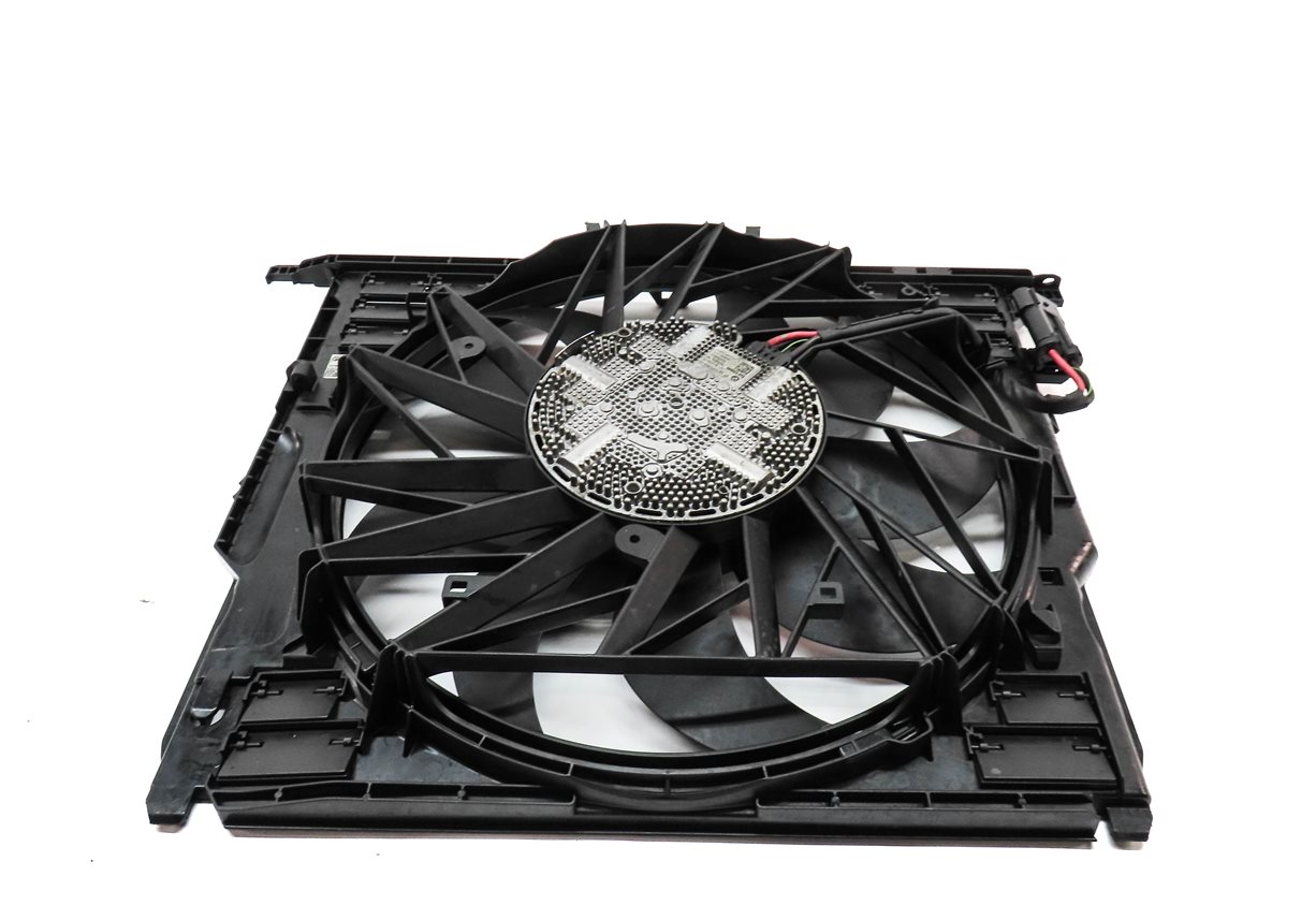 Thumbnail 5: 2010-2018 BMW 550i 550iGT 650i 750i B7 (F01 F06 F10) 850w RADIATOR COOLING FAN