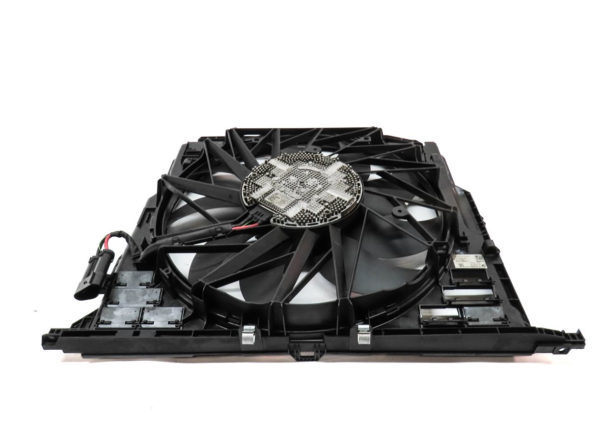 Thumbnail 6: 2010-2018 BMW 550i 550iGT 650i 750i B7 (F01 F06 F10) 850w RADIATOR COOLING FAN