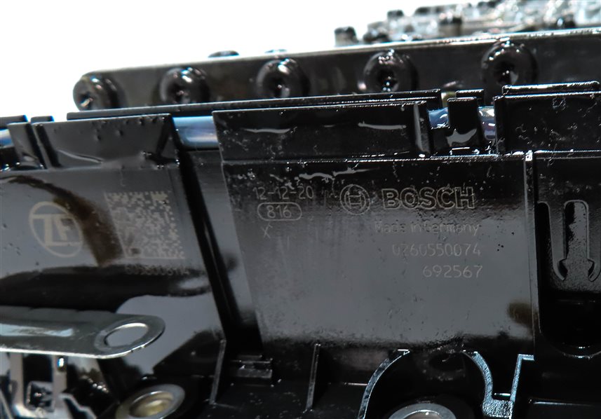 Thumbnail 7: 13-19 BMW 550i 550iGT 650i 750i (F01 F02 F10) RWD 8HP70 TRANSMISSION VALVE BODY