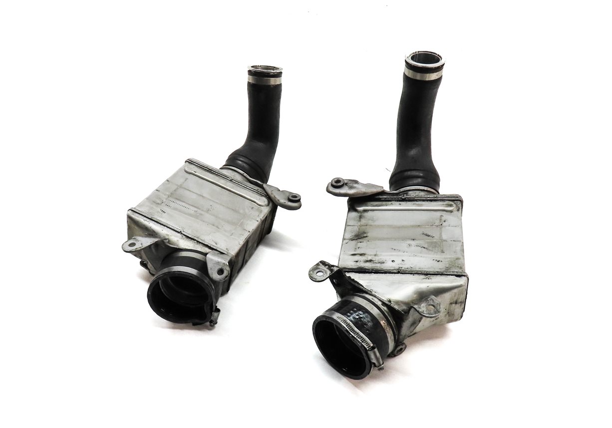 09-18 550i 650i 750i X5 X6 (F01 F10 E70 E71) 4.4L TWIN TURBO INTERCOOLER SET 2