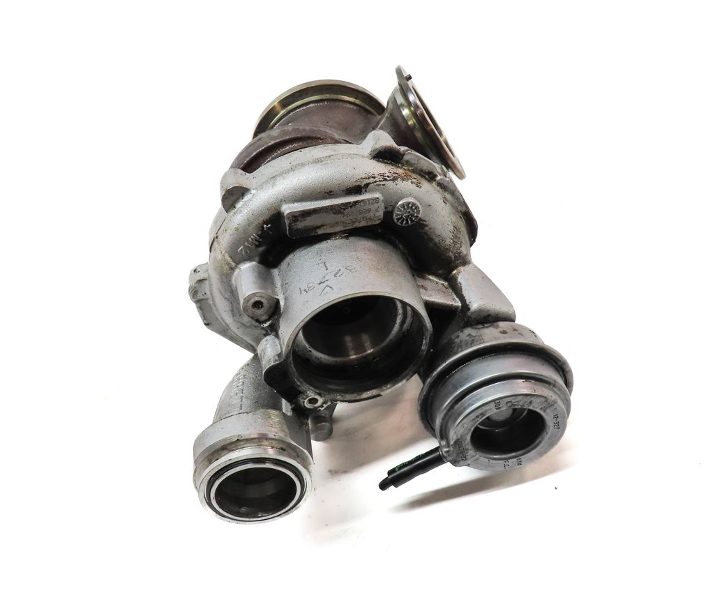 Thumbnail 3: 2013-2019 BMW 550i 550iGT 650i 750i X5 X6 4.4L N63 ENGINE LEFT TURBOCHARGER