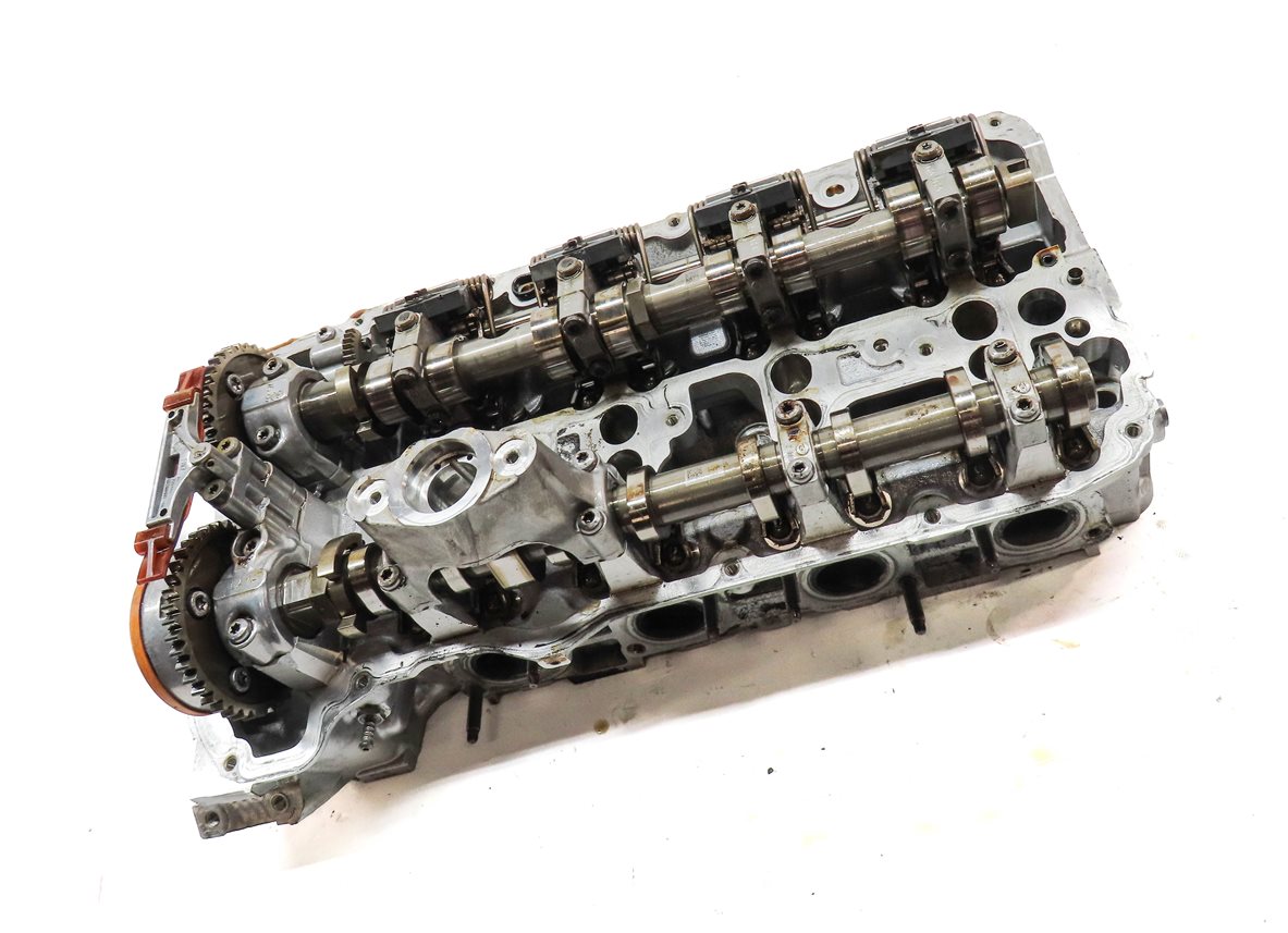 Thumbnail 3: 13-19 BMW 550i 650i 750i X5 X6 - 4.4L N63B TWIN TURBO ENGINE RIGHT CYLINDER HEAD