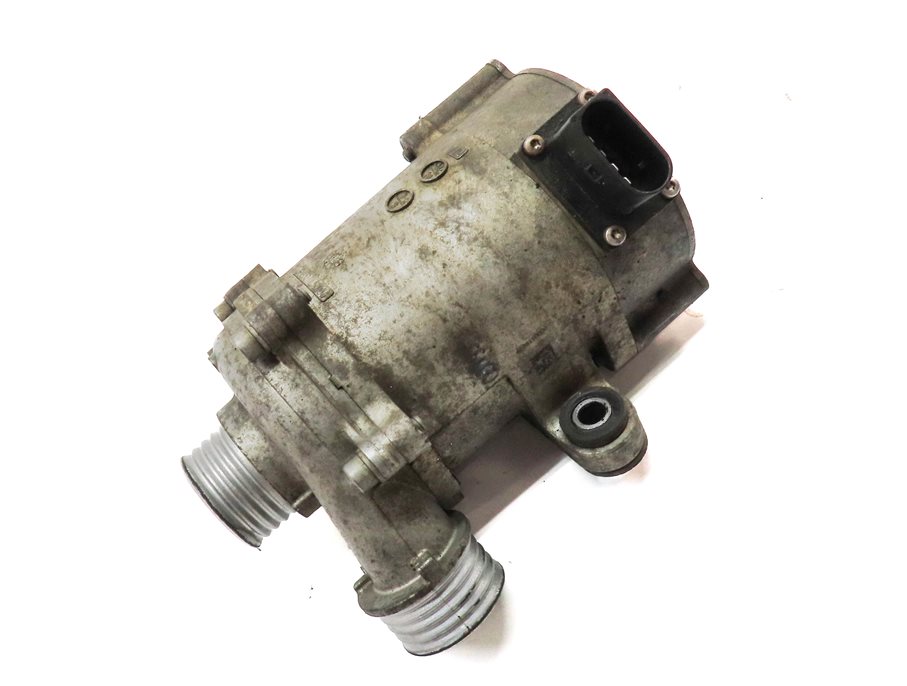 Thumbnail 3: 2015 X1 F48 / 12-18 BMW 320i F30 - 2.0L TURBO ENGINE ELECTRIC WATER PUMP