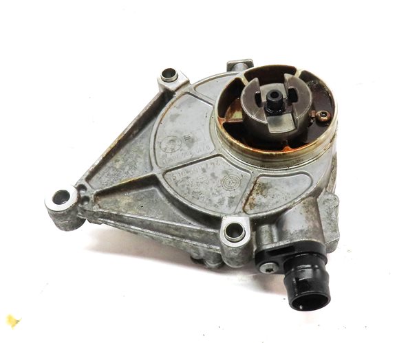 Thumbnail 2: 13-18 BMW 2 3 4 5 X1 X3 X4 X5 Z4 (F10 F22 F25 F30 F32) 2.0L TURBO VACUUM PUMP