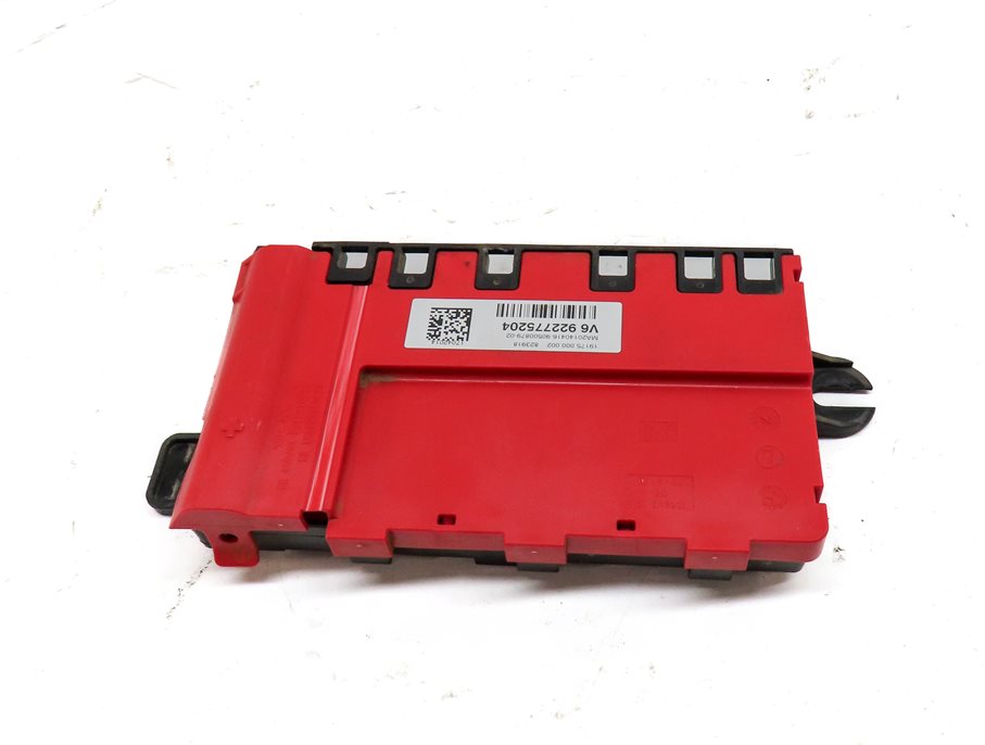 Thumbnail 4: 2014 BMW 320I X-DRIVE (F30) POSITIVE BATTERY POWER DISTRIBUTION FUSE PLATE