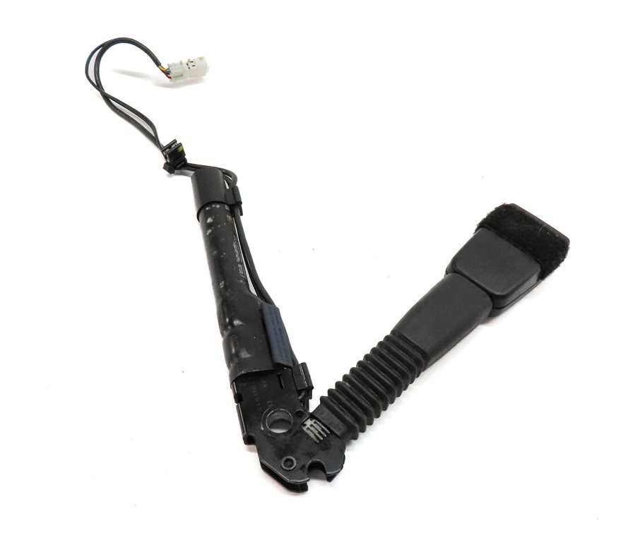 Thumbnail 5: 12-19 BMW 2 3 4 M3 (F22 F32 F33 F34 F36) FRONT RIGHT PASSENGER SEATBELT RECEIVER