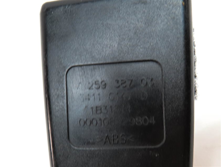 Thumbnail 7: 2012-2019 BMW 2 3 4 SERIES (F22 F30 F32) LEFT FRONT DRIVER SEATBELT RECEIVER