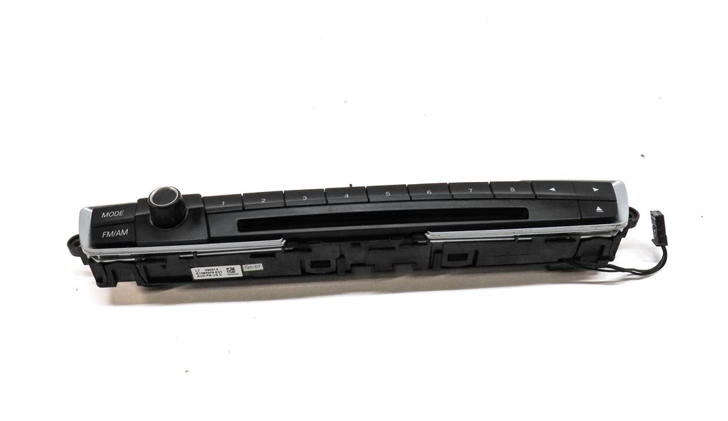Thumbnail 3: 2014 BMW 320I (F30) AM/FM CD RADIO STEREO CONTROL FACE PLATE