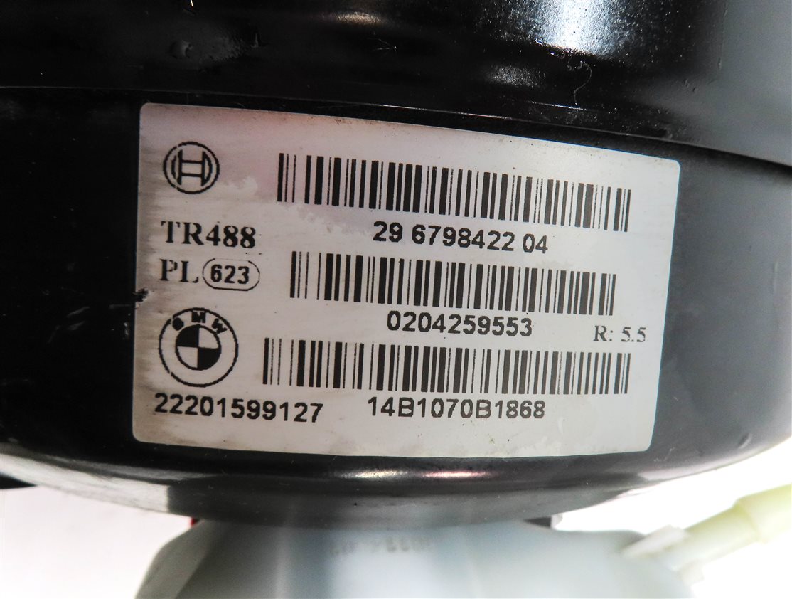 Thumbnail 7: 2014 BMW 320I X-DRIVE (F30) POWER BRAKE BOOSTER w/ MASTER CYLINDER & RESERVOIR