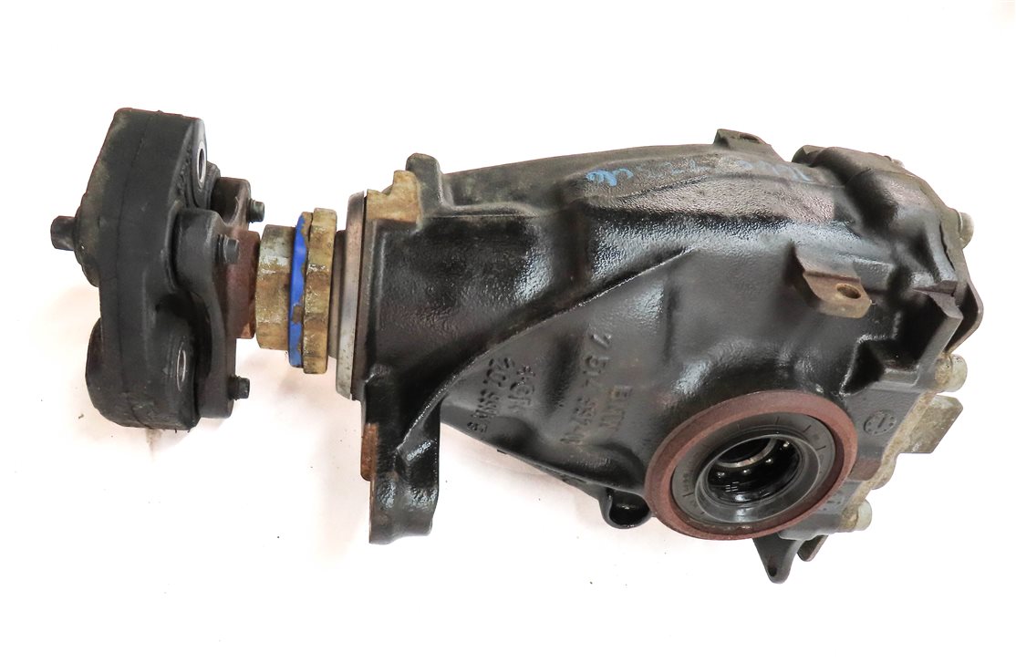 Thumbnail 4: 12-18 BMW 328i 335i 428i 435i (F30 F31 F32 F33) REAR DIFFERENTIAL CARRIER (3.15)