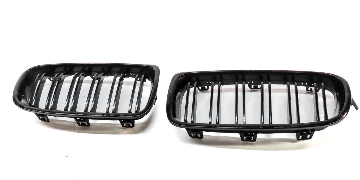 Thumbnail 2: 12-18 BMW 3-SERIES (F30) FRONT LEFT & RIGHT HOOD VENT GRILLE SET-2 (BLACK)