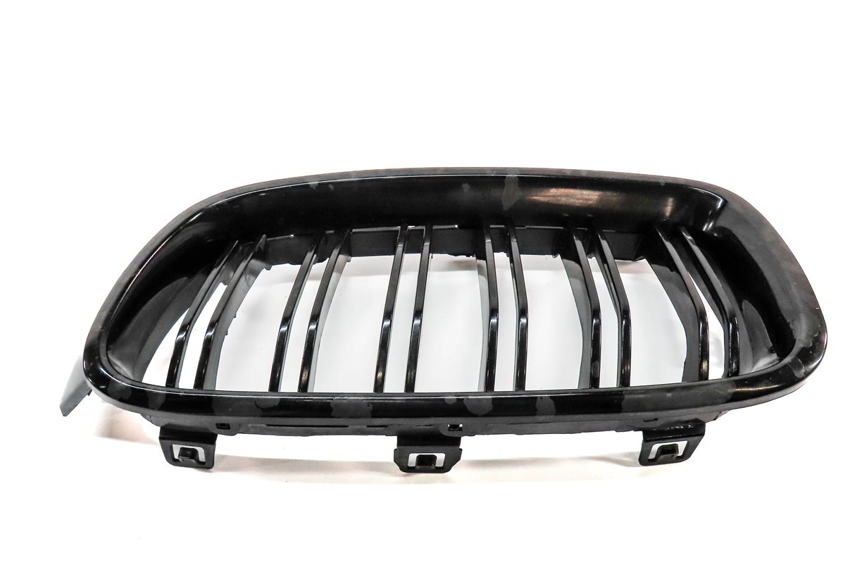 Thumbnail 5: 12-18 BMW 3-SERIES (F30) FRONT LEFT & RIGHT HOOD VENT GRILLE SET-2 (BLACK)
