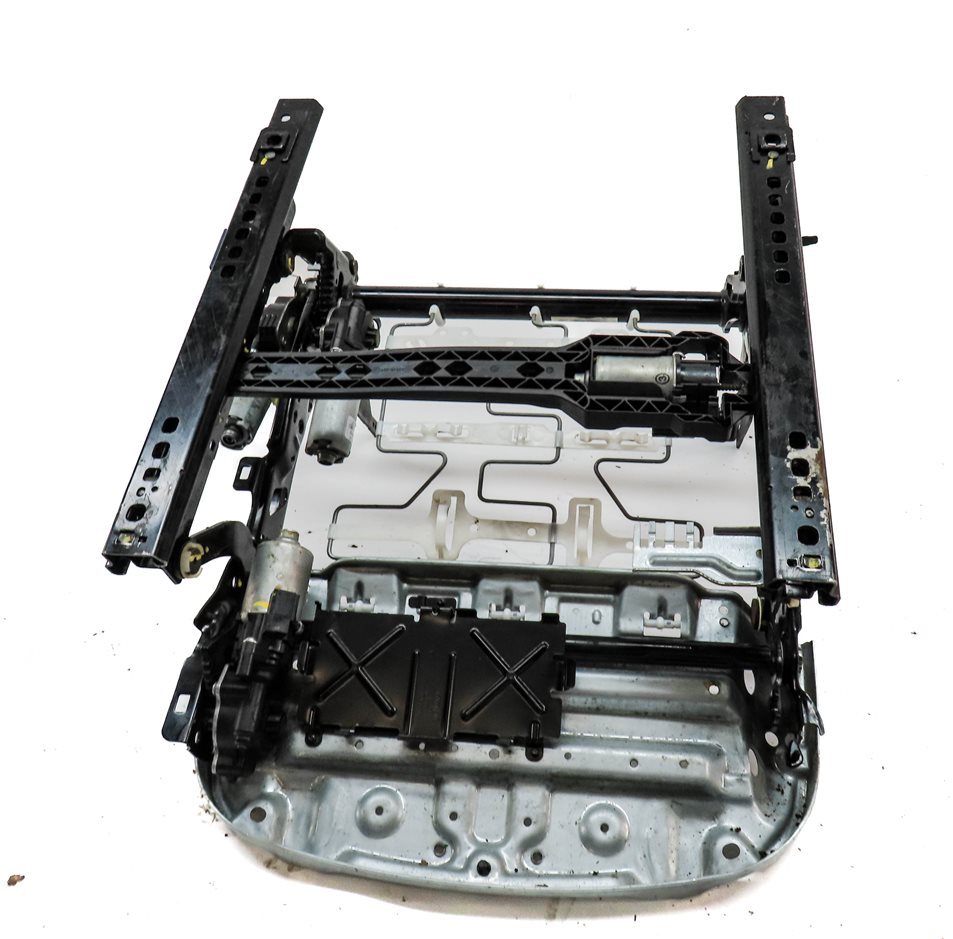 Thumbnail 6: 2012-2019 BMW 3 SERIES (F30) SEDAN FRONT LEFT DRIVER SPORT SEAT TRACK w/ MOTORS