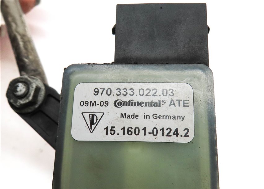 Thumbnail 5: 2010 PORSCHE PANAMERA  970 REAR RIGHT PASSENGER SUSPENSION HEIGHT LEVEL SENSOR