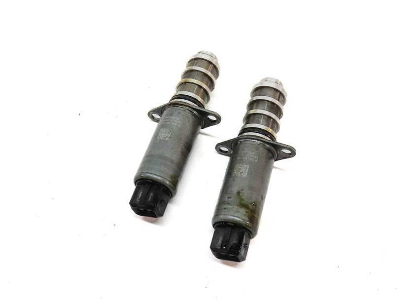 Thumbnail 1: 2010 PORSCHE PANAMERA (970) 4.8L N/A ENGINE VVT CAMSHAFT TIMING SOLENOID SET-2