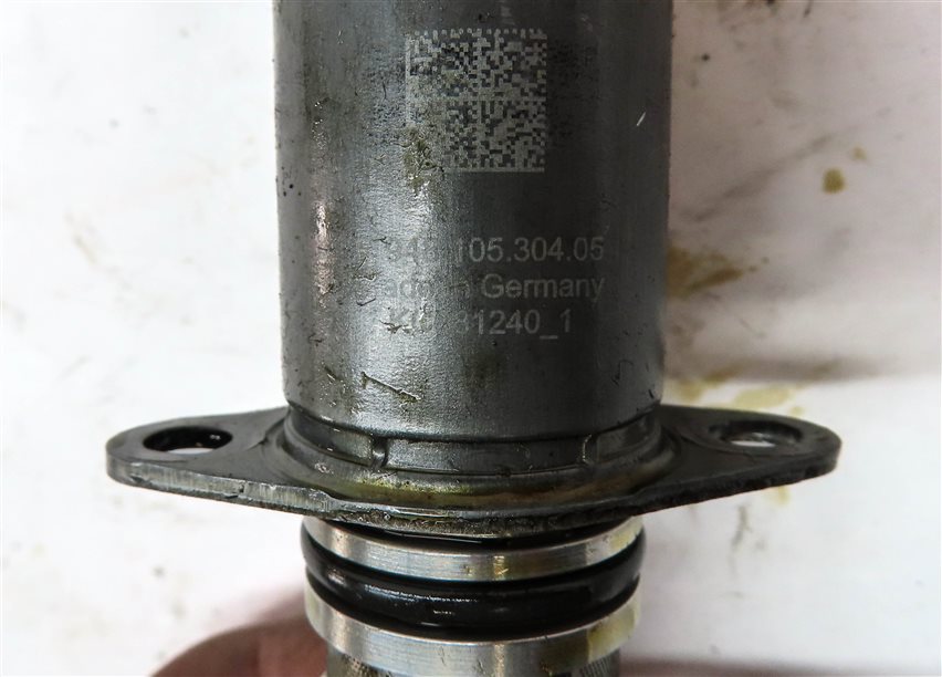 Thumbnail 5: 2010 PORSCHE PANAMERA (970) 4.8L N/A ENGINE VVT CAMSHAFT TIMING SOLENOID SET-2