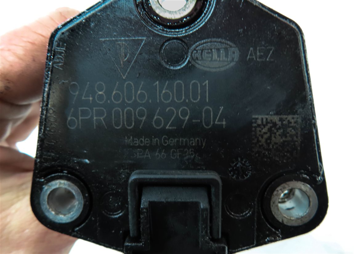 Thumbnail 5: 2010 PORSCHE PANAMERA (970) 4.8L M48 V8 ENGINE OIL LEVEL SENSOR SENDER