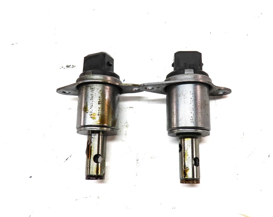 Thumbnail 4: 2010 PORSCHE PANAMERA (970) 4.8L M48 V8 ENGINE OIL PRESSURE VALVE TIMING SOLNOID