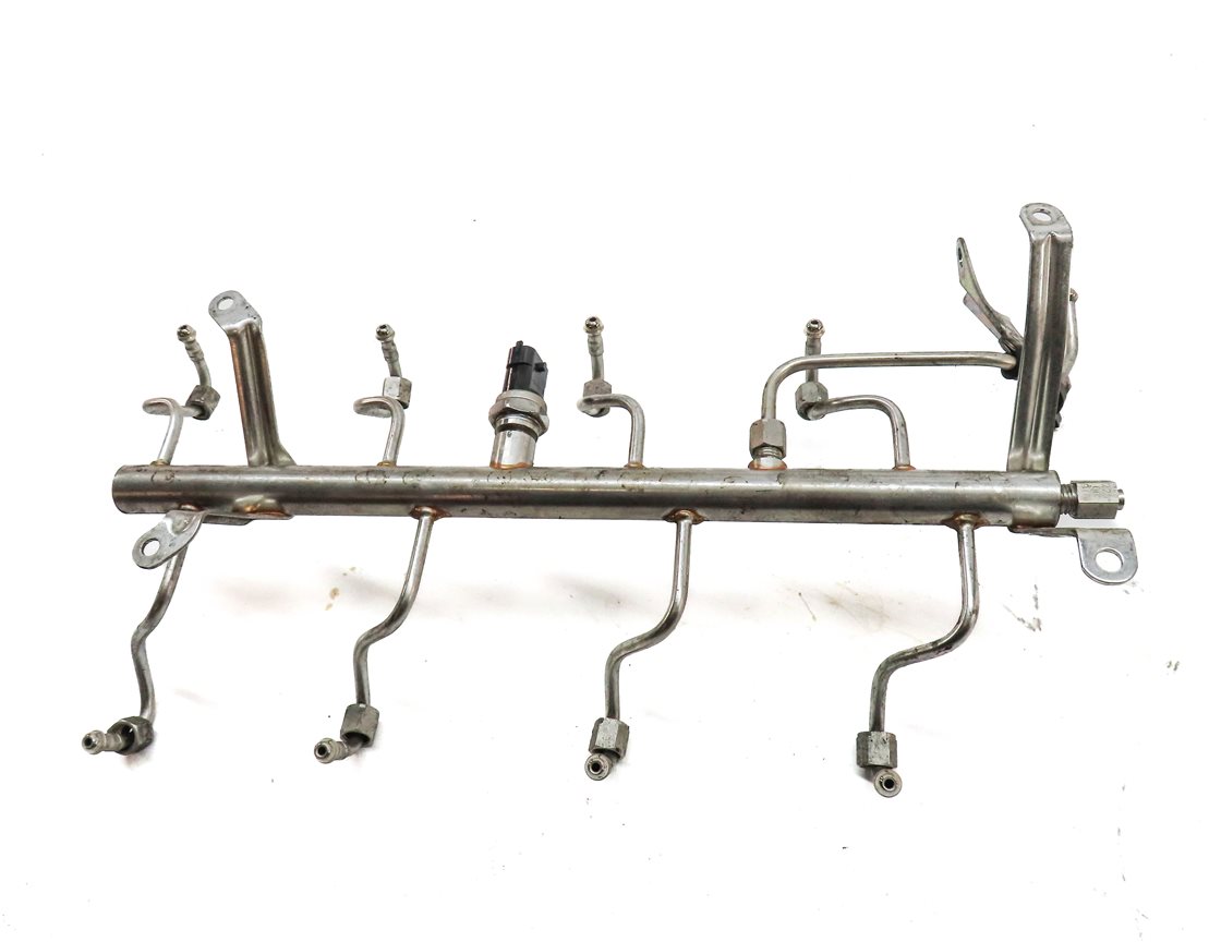 Thumbnail 5: 2010 PORSCHE PANAMERA (970) 4.8L N/A V8 ENGINE FUEL INJECTOR FUEL RAIL